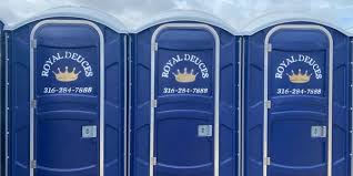 Best Standard Portable Toilet Rental  in Clarkesville, GA